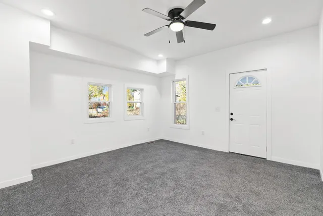 $209,900 | 1424 St Lawrence Avenue, Beloit, WI 53511