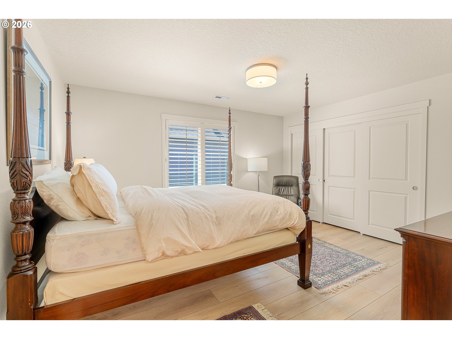 8914 Southwest Taylors Ferry Road Portland, OR 97223 - Photo 36 of 45