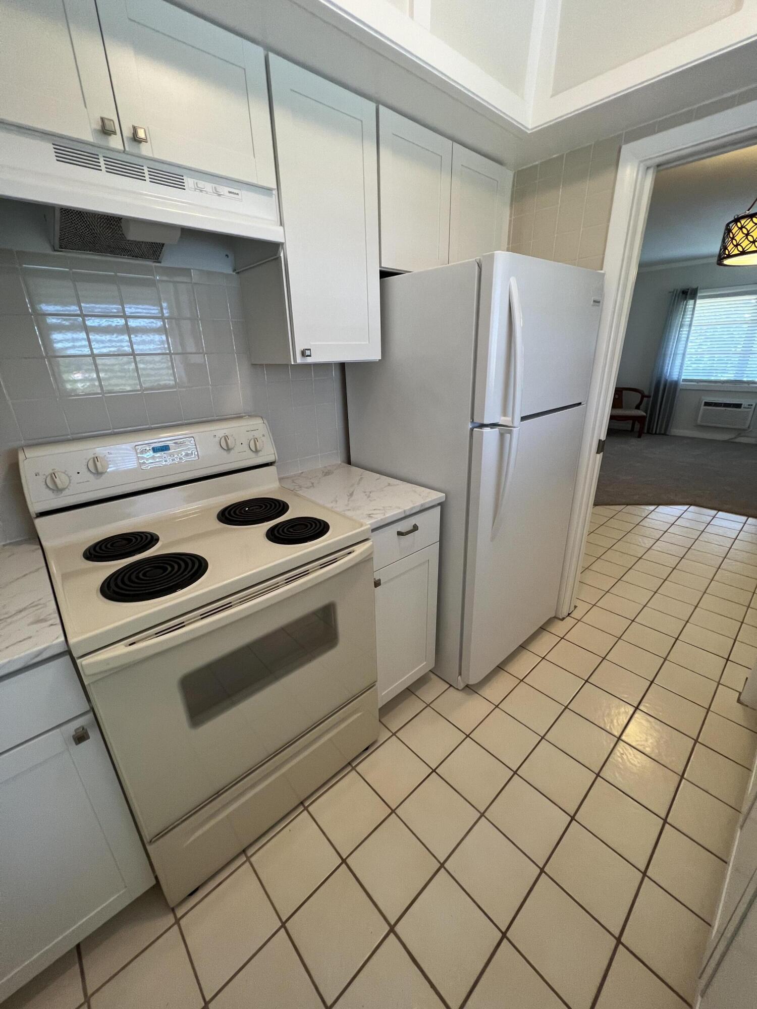 1050 East Sample Road, Unit 311 Pompano Beach, FL 33064 - Photo 16 of 21 IMG_1901