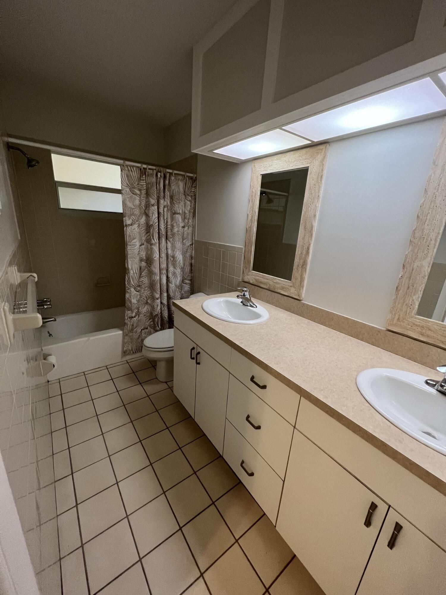 1050 East Sample Road, Unit 311 Pompano Beach, FL 33064 - Photo 7 of 21 IMG_1892