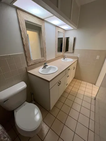 $1,600 | 1050 East Sample Road, Unit 311, Pompano Beach, FL 33064