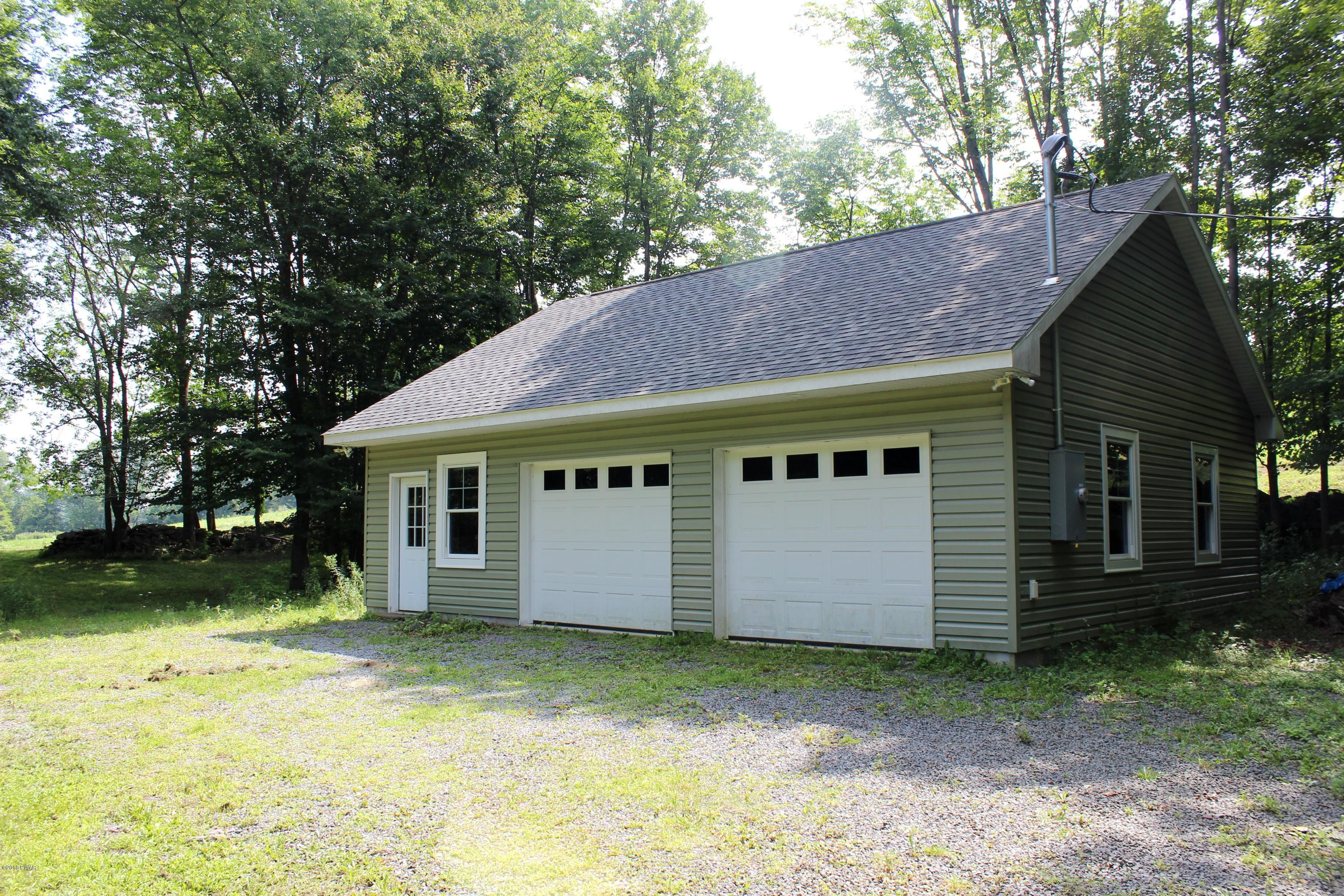 88 Racht Road Honesdale, PA 18431 - Photo 10 of 15 Exterior 4