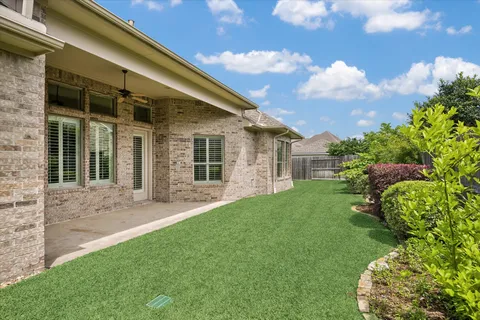 $675,000 | 5914 Solar Point Lane, Houston, TX 77041