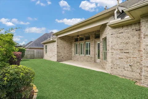$675,000 | 5914 Solar Point Lane, Houston, TX 77041