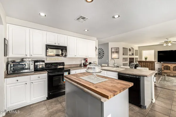 $659,999 | 6754 West Monona Drive, Glendale, AZ 85308