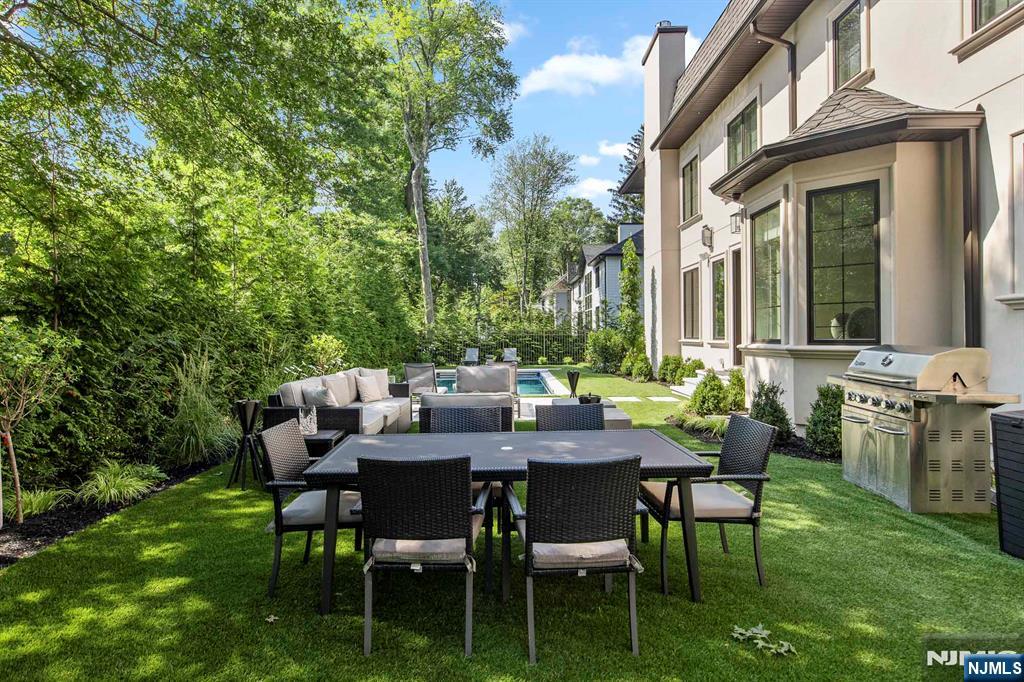 199 Whitman Street Haworth, NJ 07641 - Photo 6 of 50