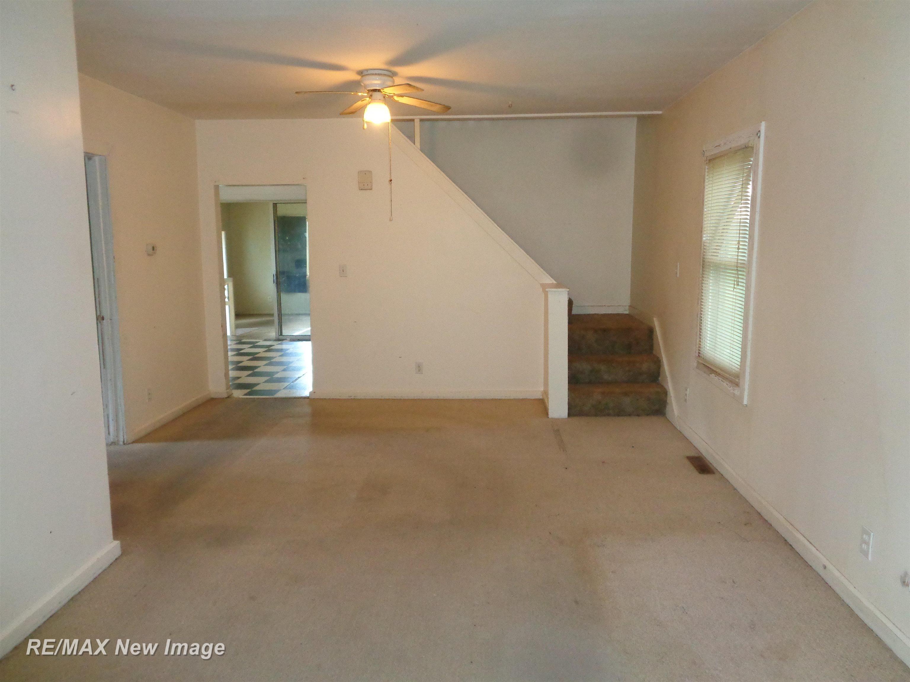 3996 East Road Saginaw, MI 48601 - Photo 4 of 20