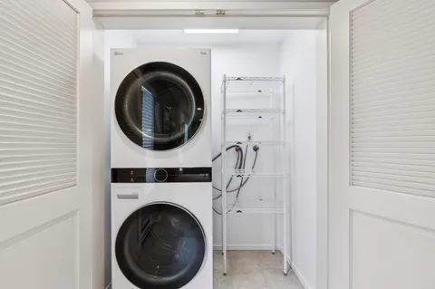 $985,000 | 8 Shepherds Knoll, Pebble Beach, CA 93953