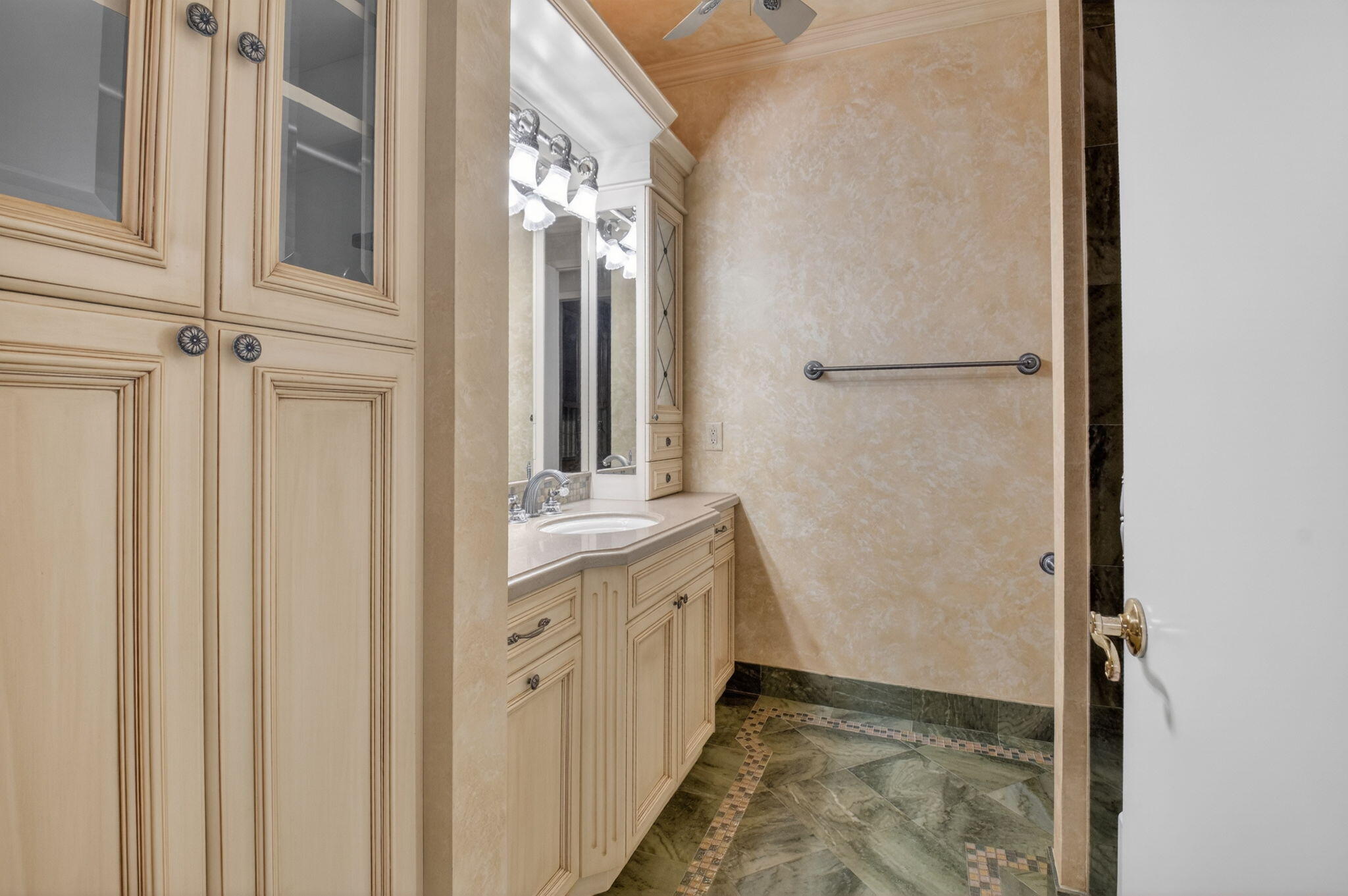 18584 Harbor Light Way Boca Raton, FL 33498 - Photo 27 of 90 27-web-or-mls-DSC_6177