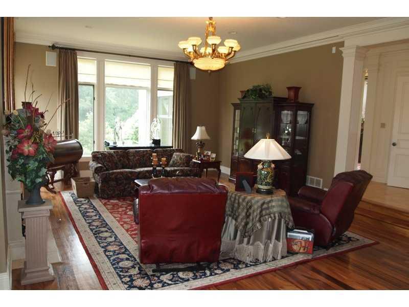 867 Persimmon Road Sewickley Heights, PA 15143 - Photo 9 of 24 Great Room.