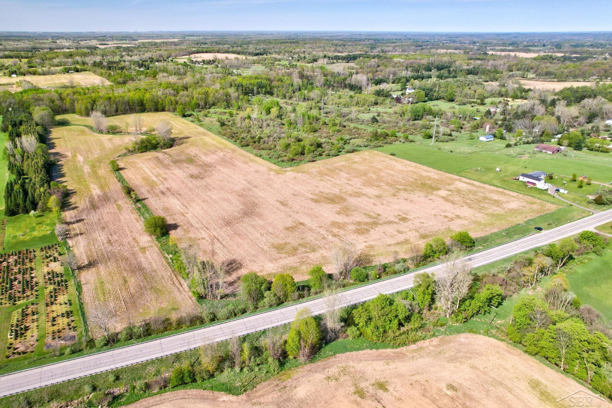 2 West Saginaw Road Fremont, MI 49412 - Photo 4 of 20