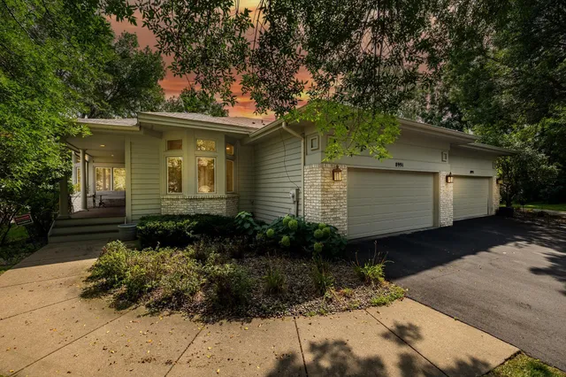 $700,000 | 8991 Ferndale Lane, Eden Prairie, MN 55347
