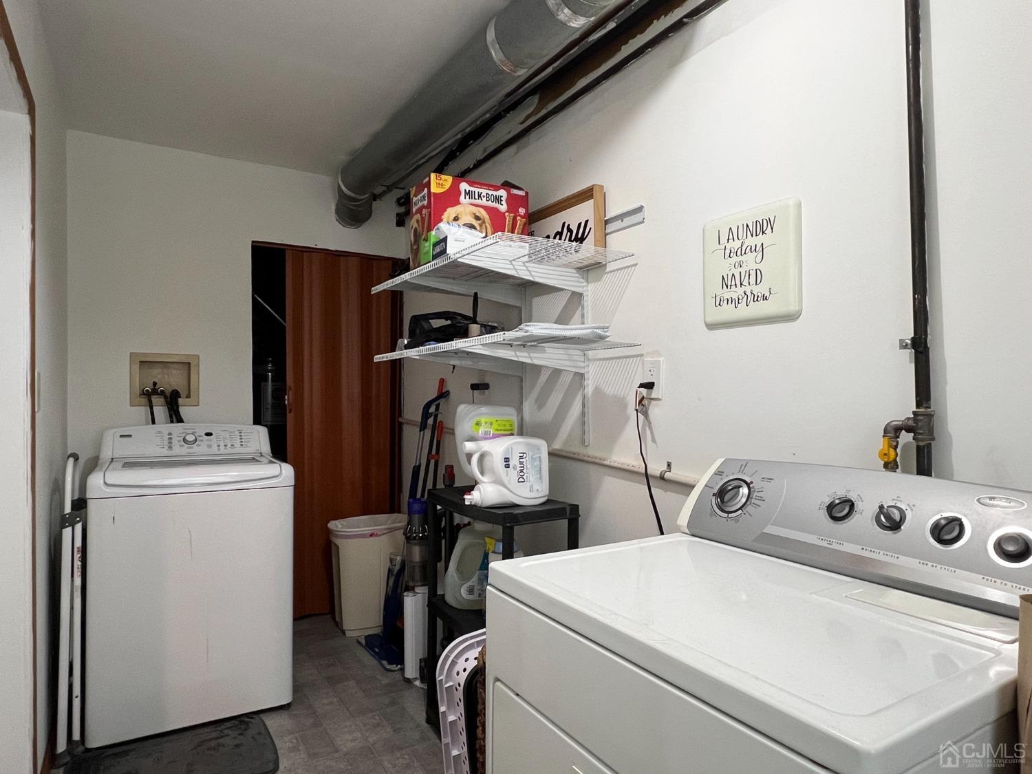 4 Crescent Road Edison, NJ 08817 - Photo 19 of 24 a utility room with dryer and washer