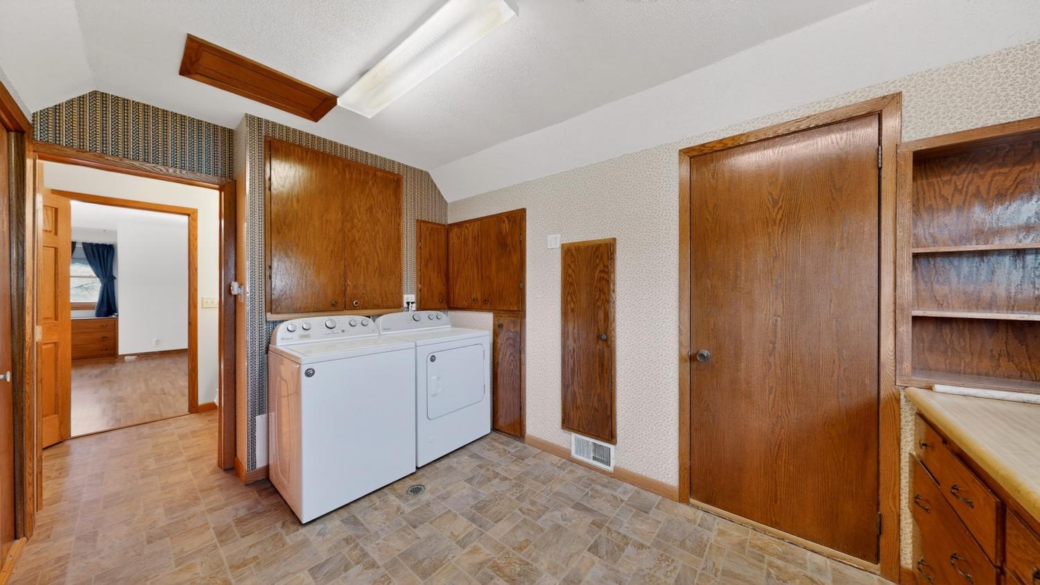 716 Fillmore Street Southeast Chatfield, MN 55923 - Photo 25 of 47