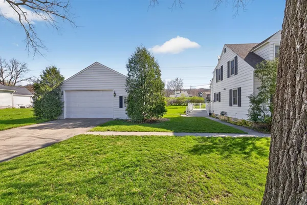 $335,000 | 716 Fillmore Street Southeast, Chatfield, MN 55923