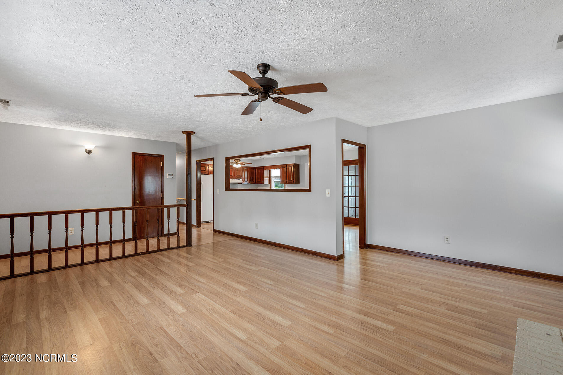 169 Beawood Road Wilmington, NC 28411 - Photo 11 of 36 Beawood169-3LRShaneL33A0330-CR2