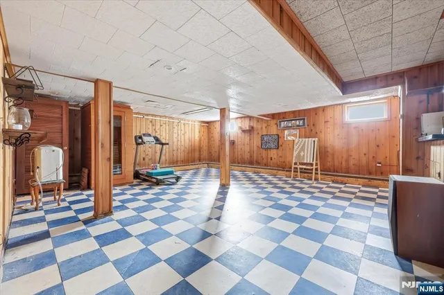 $750,000 | 228 Zabriskie Place, River Edge, NJ 07661