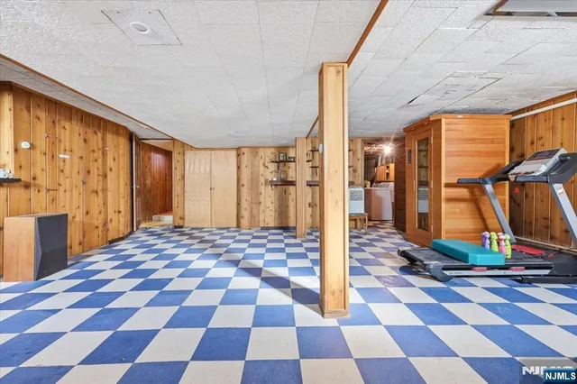 $750,000 | 228 Zabriskie Place, River Edge, NJ 07661