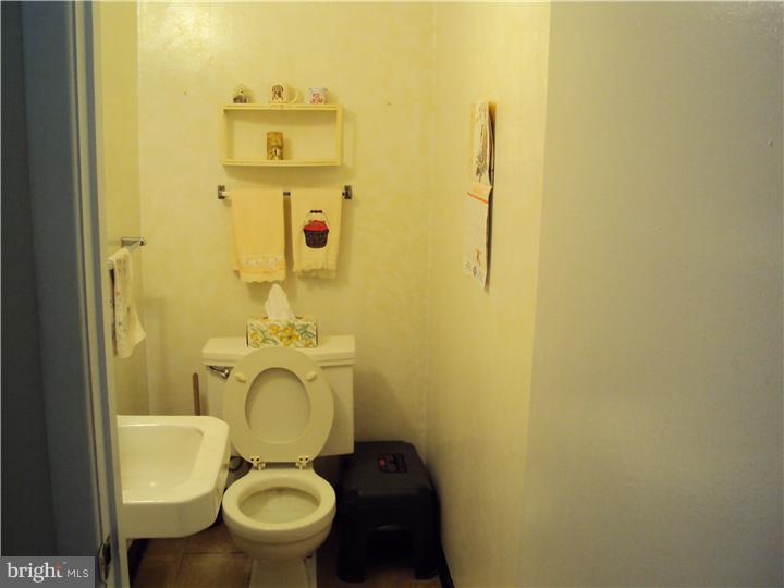 102 Dubois Road Glassboro, NJ 08028 - Photo 13 of 19 Bathroom