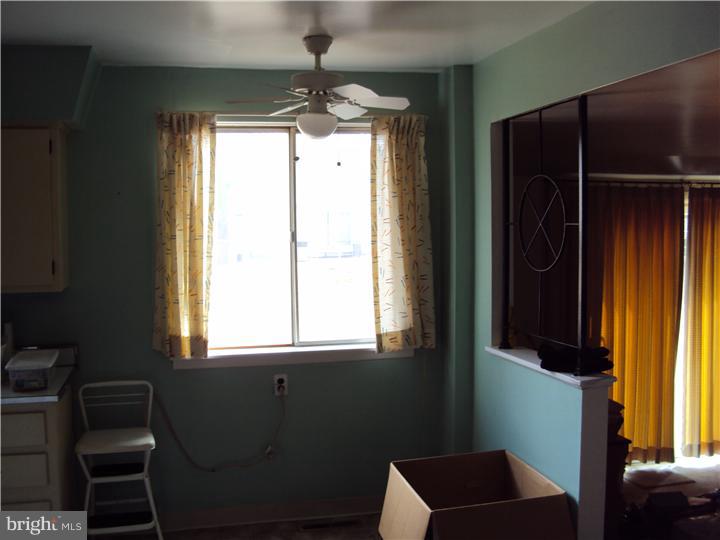 102 Dubois Road Glassboro, NJ 08028 - Photo 6 of 19 Kitchen