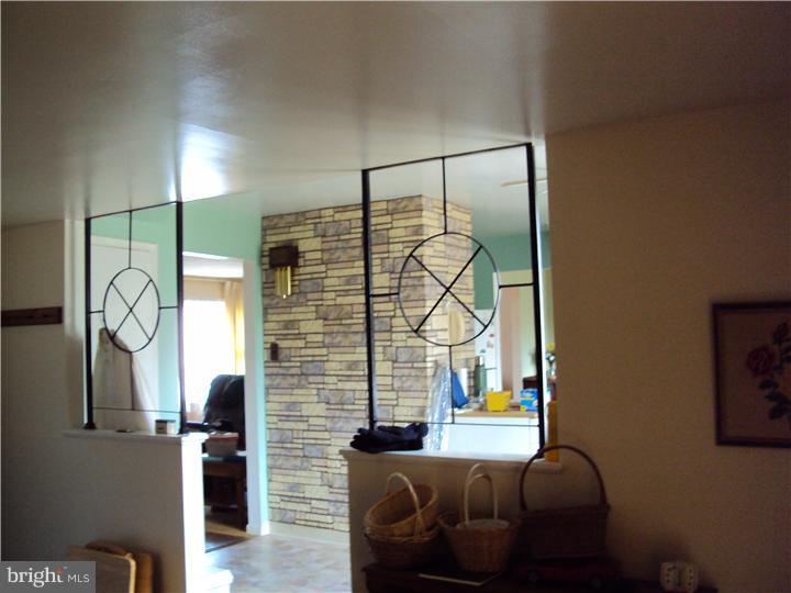 102 Dubois Road Glassboro, NJ 08028 - Photo 7 of 19 Kitchen