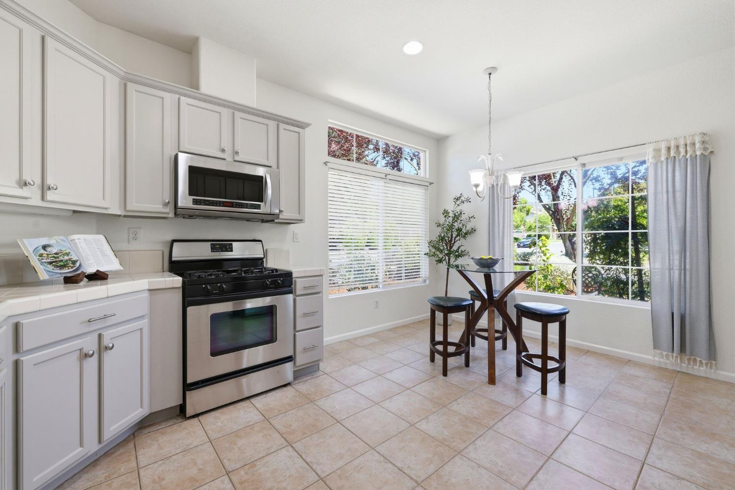 1129 Callander Way Folsom, CA 95630 - Photo 22 of 54