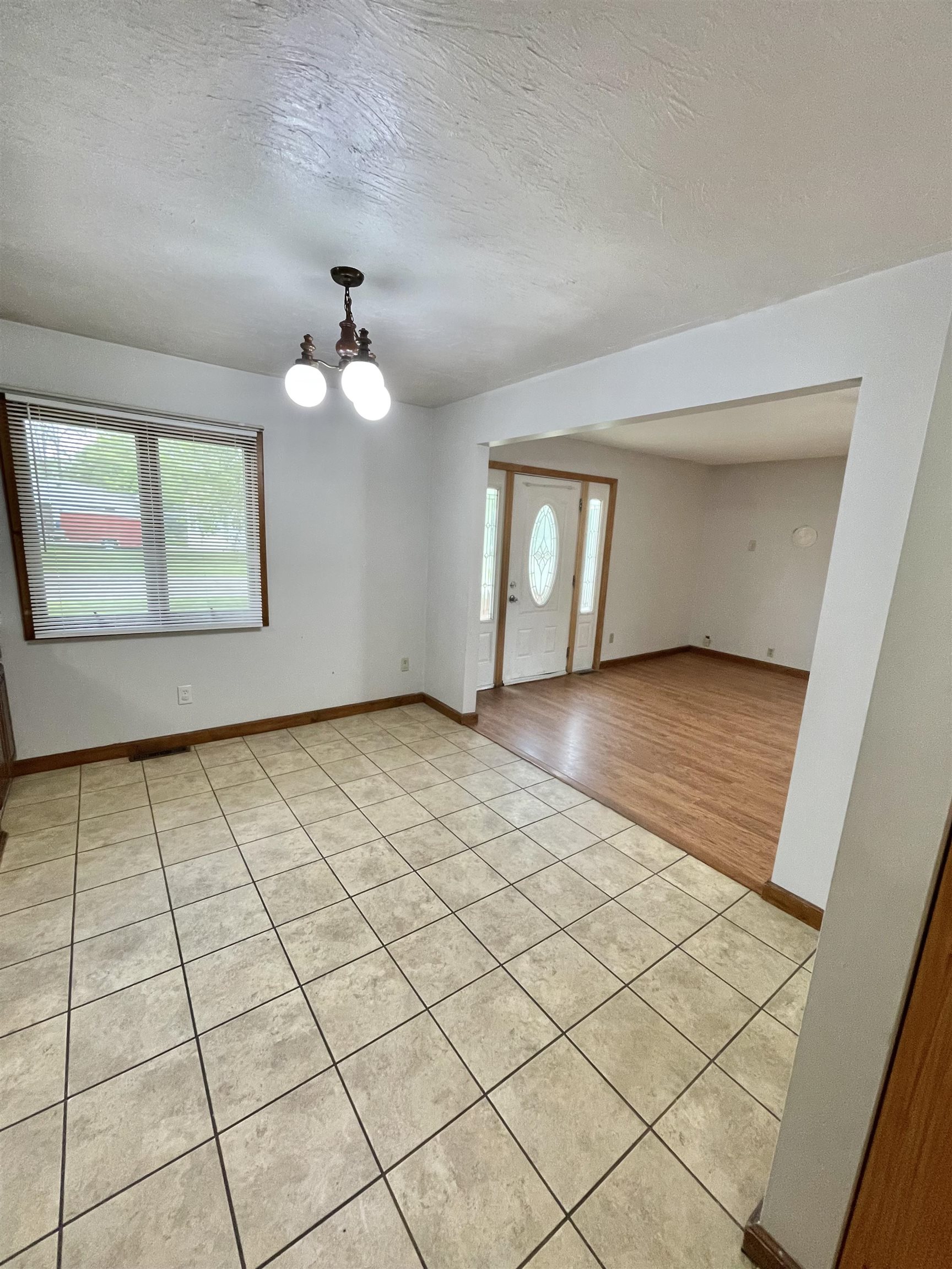 703 Division Owosso, MI 48867 - Photo 11 of 28