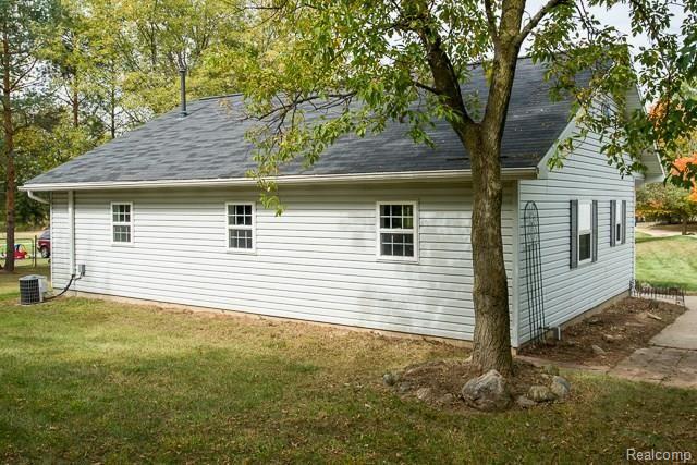 10170 Faussett Road Fenton, MI 48430 - Photo 28 of 33