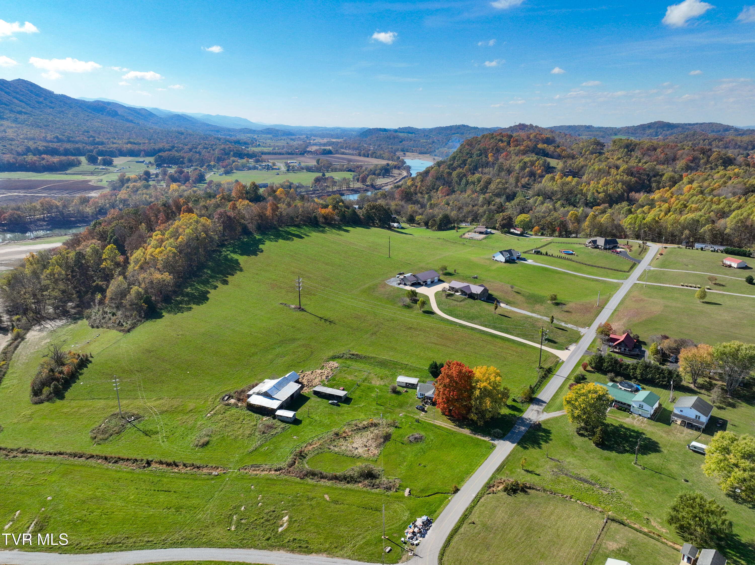 302 Arrowood Road, Unit 5 Jonesborough, TN 37659 - Photo 1 of 18 Arrowood JG-2