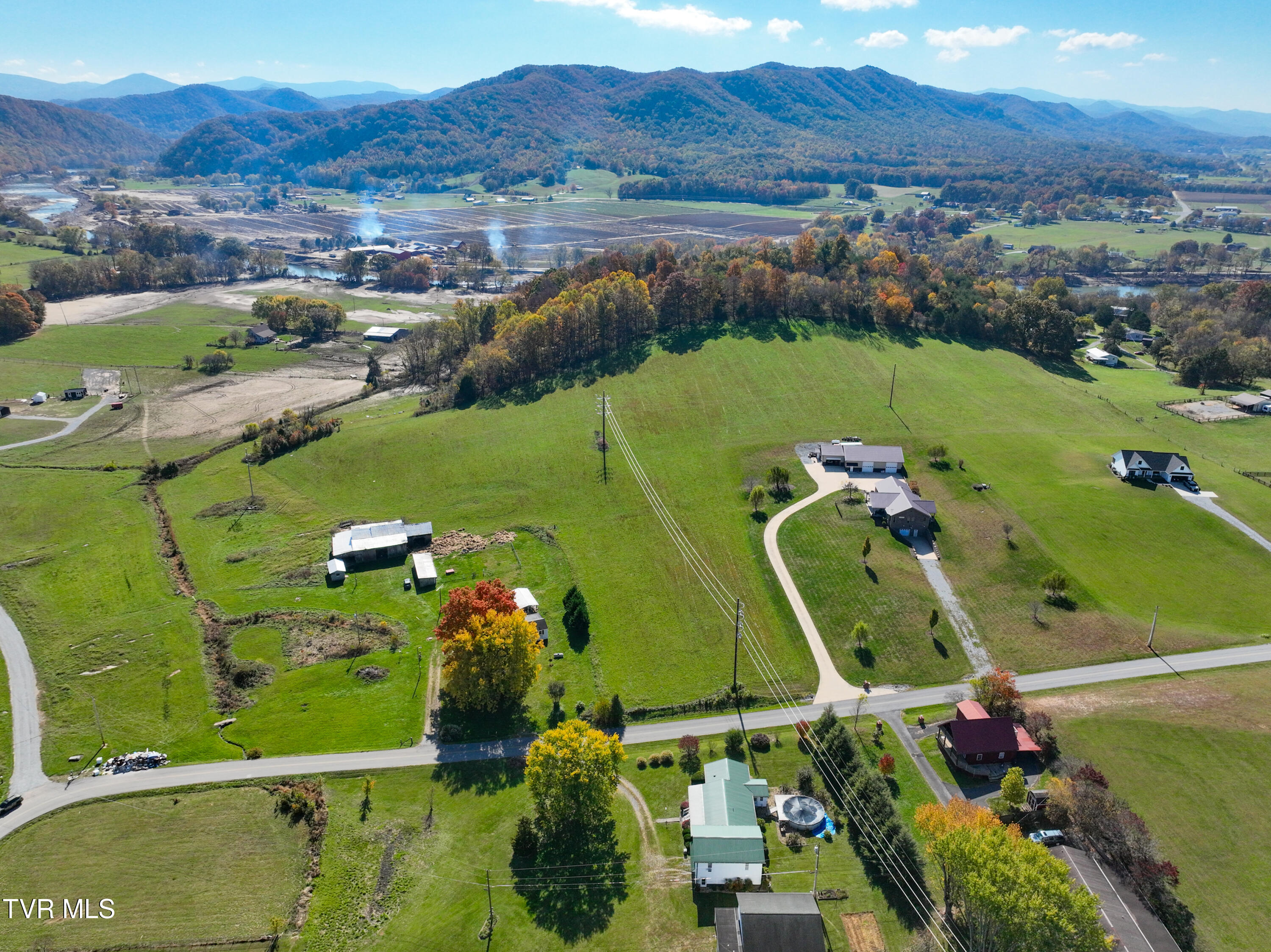 302 Arrowood Road, Unit 5 Jonesborough, TN 37659 - Photo 3 of 18 Arrowood JG-4