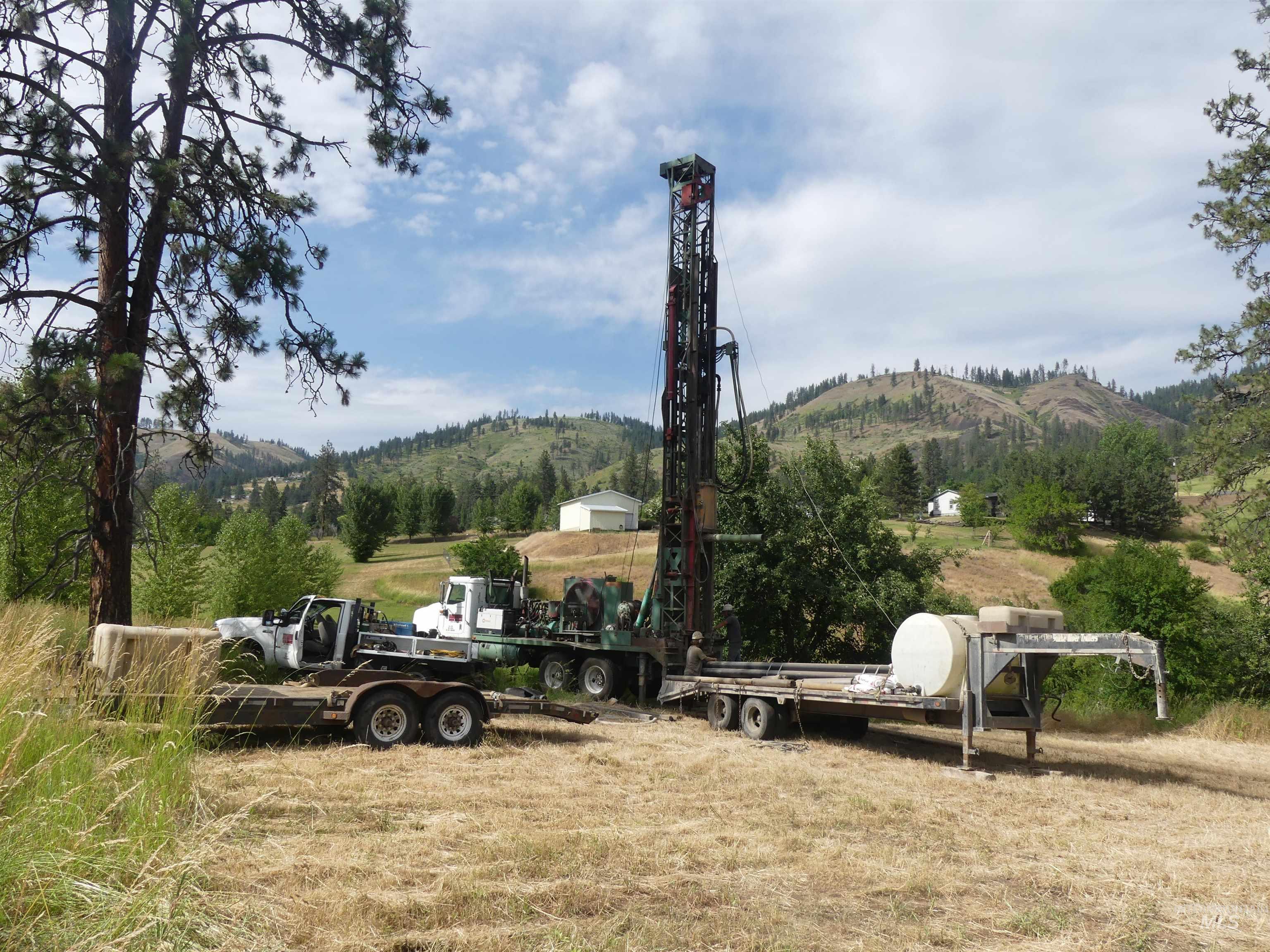 385 Glenwood Road Kamiah, ID 83536 - Photo 12 of 25 View of yard featuring a mountain view