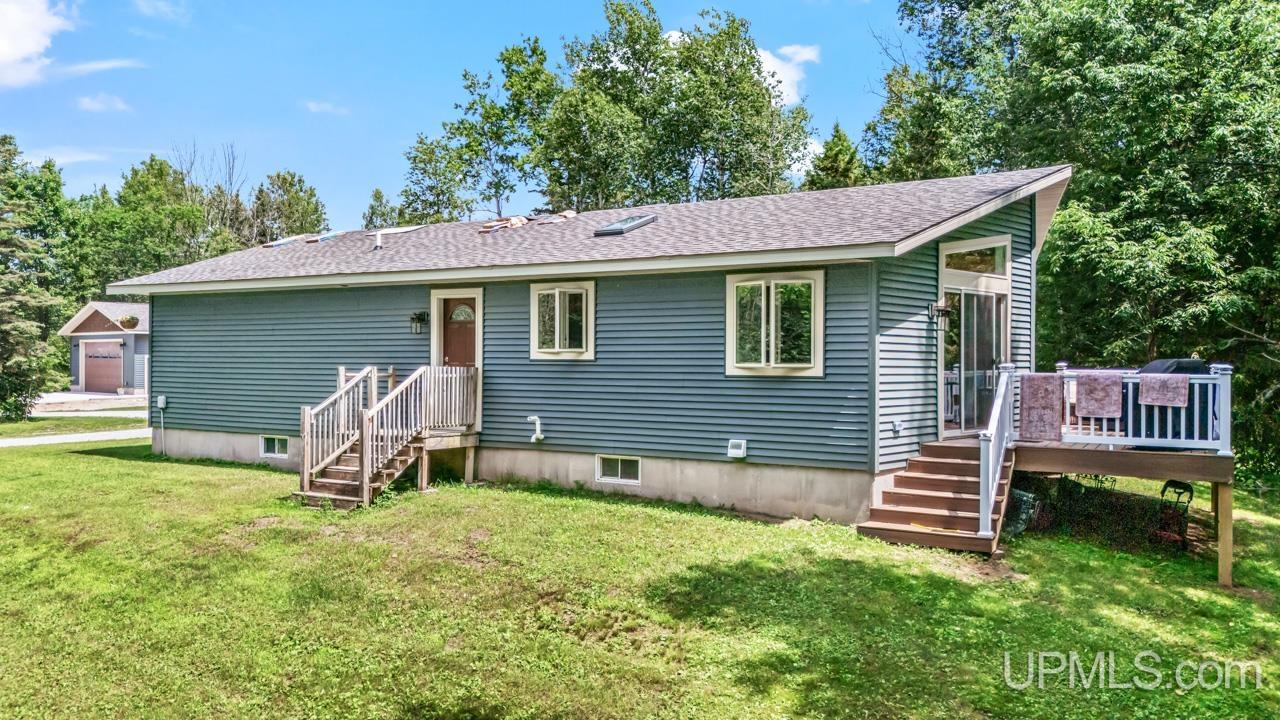 5935 Brampton 27.5 Road Gladstone, MI 49837 - Photo 6 of 45
