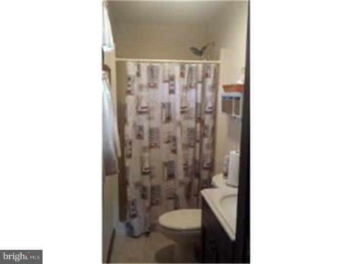 830 Belaire Road Pottstown, PA 19464 - Photo 11 of 16 Master Bathroom