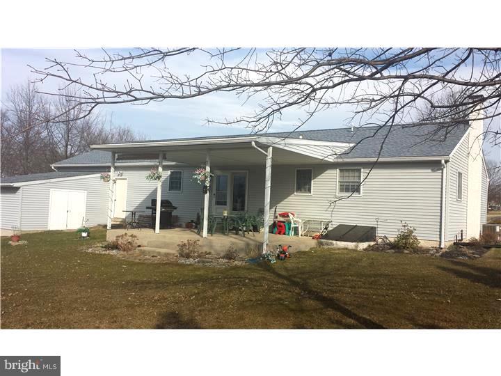 830 Belaire Road Pottstown, PA 19464 - Photo 15 of 16 Patio