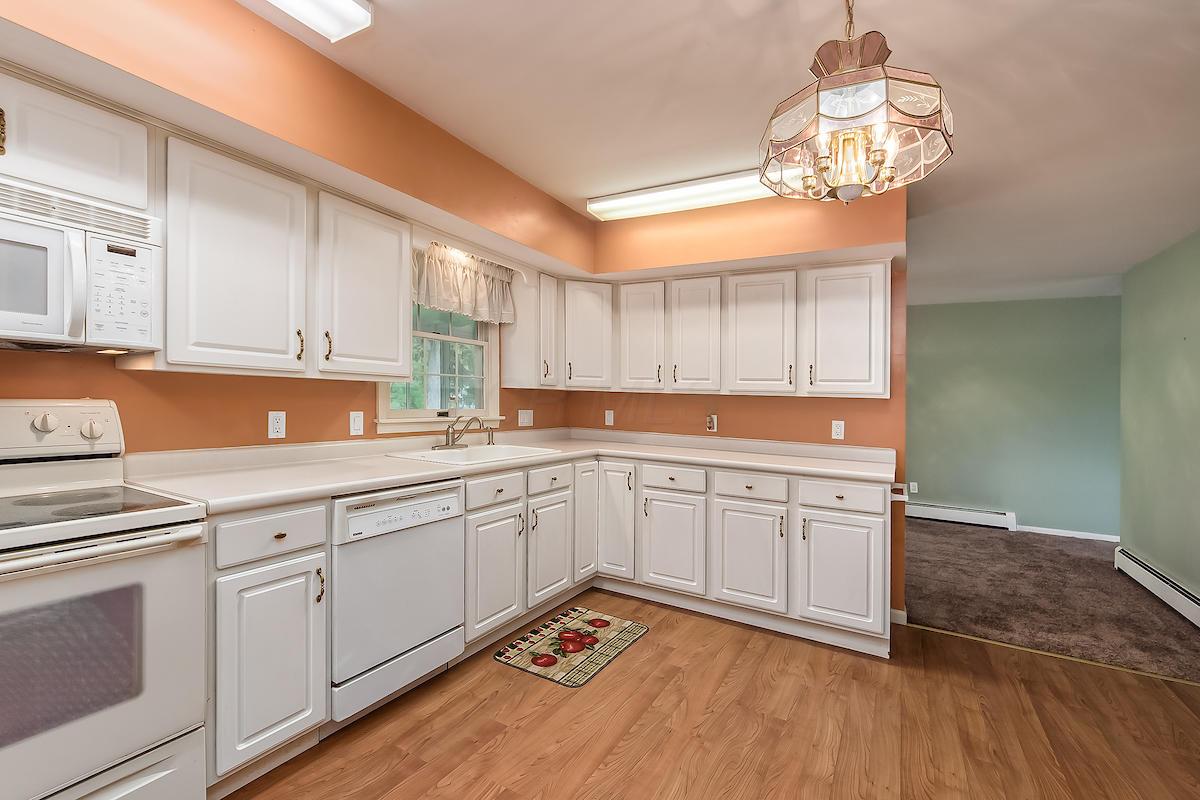 586 Mapleview Lane Circleville, OH 43113 - Photo 11 of 39 Gallery Image 11