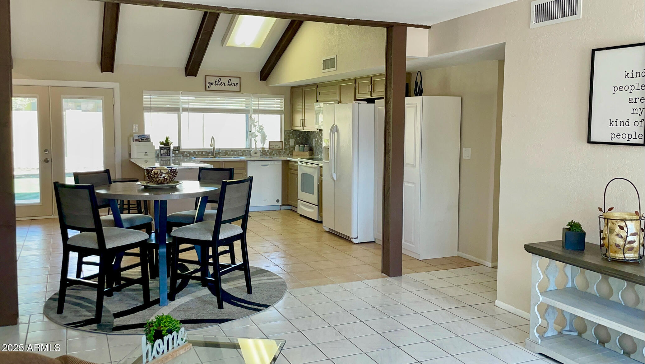 4038 West Windrose Drive Phoenix, AZ 85029 - Photo 4 of 43 IMG_8733