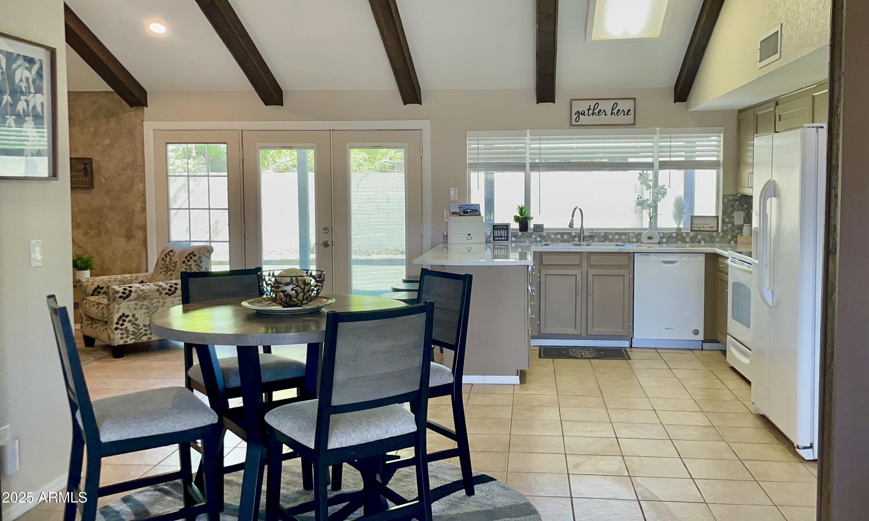 4038 West Windrose Drive Phoenix, AZ 85029 - Photo 5 of 43 IMG_8527