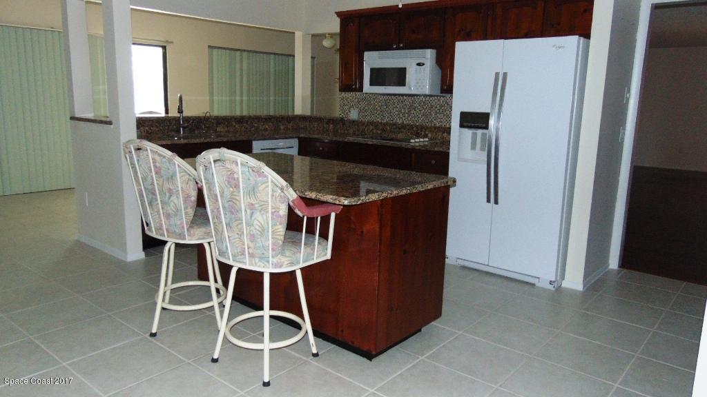 1390 Cherry Hills Road Northeast Palm Bay, FL 32905 - Photo 3 of 30 1390 Cherryhill (28)