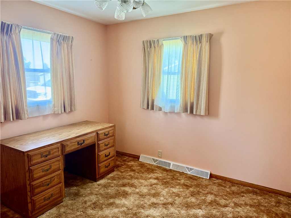 270 Shutter Drive Decatur, IL 62526 - Photo 18 of 19