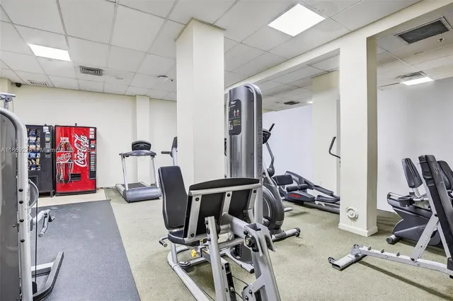 $399,000 | 210 174th Street, Unit 1703, Sunny Isles Beach, FL 33160