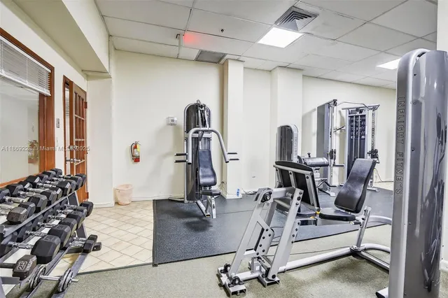 $399,000 | 210 174th Street, Unit 1703, Sunny Isles Beach, FL 33160