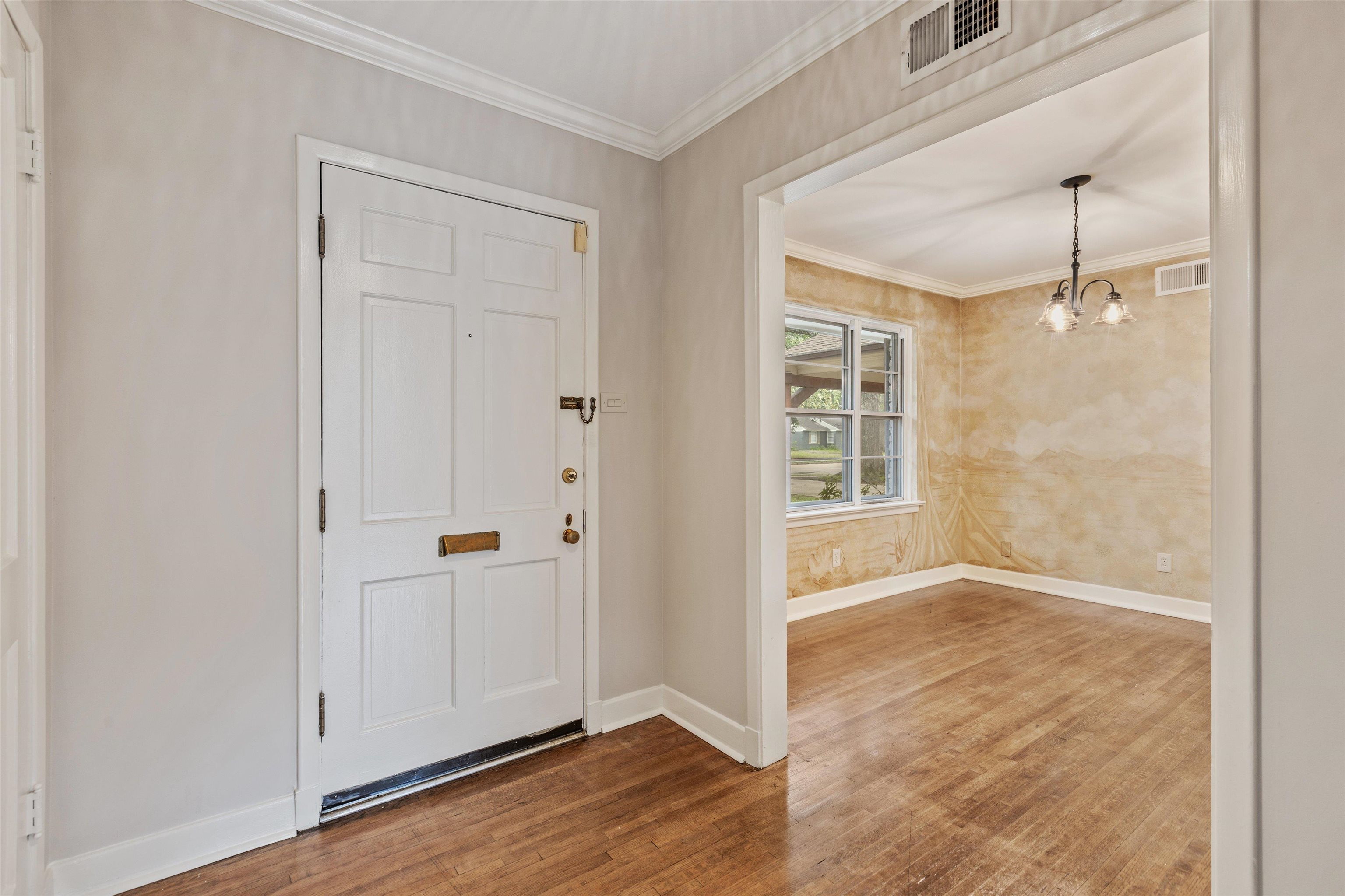 1095 South Perkins Road Memphis, TN 38117 - Photo 5 of 31