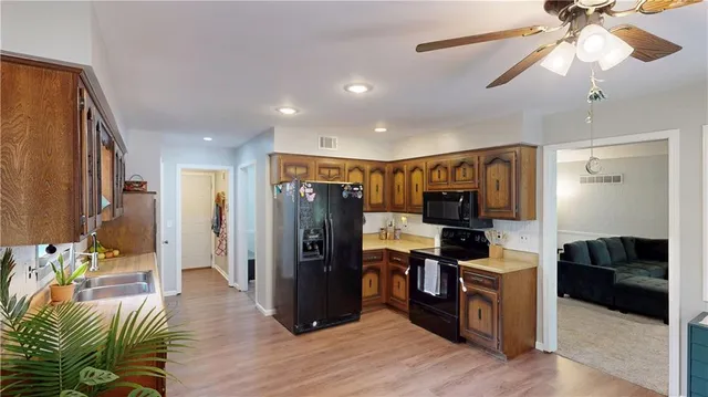 $365,000 | 600 Northwest 66th Street, Kansas City, MO 64118