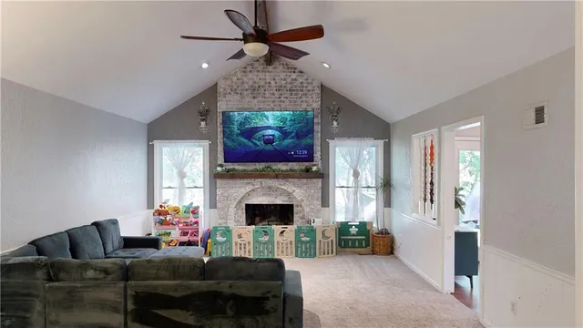 $365,000 | 600 Northwest 66th Street, Kansas City, MO 64118