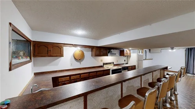 $365,000 | 600 Northwest 66th Street, Kansas City, MO 64118