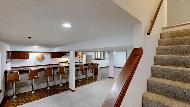 $365,000 | 600 Northwest 66th Street, Kansas City, MO 64118