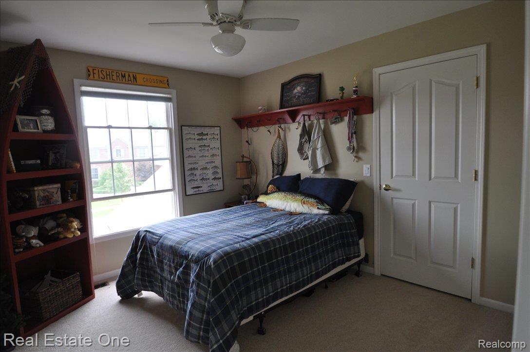 693 Bliss Drive Rochester, MI 48307 - Photo 19 of 21 bedroom 2