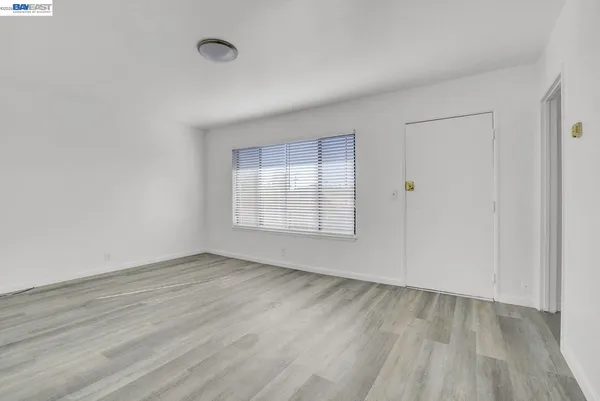 $1,088,000 | 8811 A Street, Oakland, CA 94621
