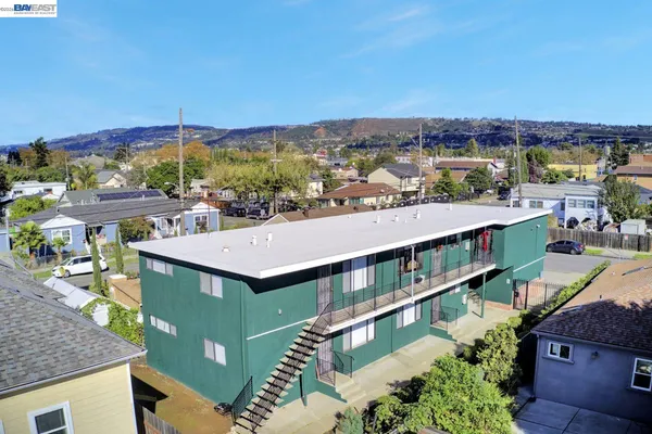 $1,088,000 | 8811 A Street, Oakland, CA 94621