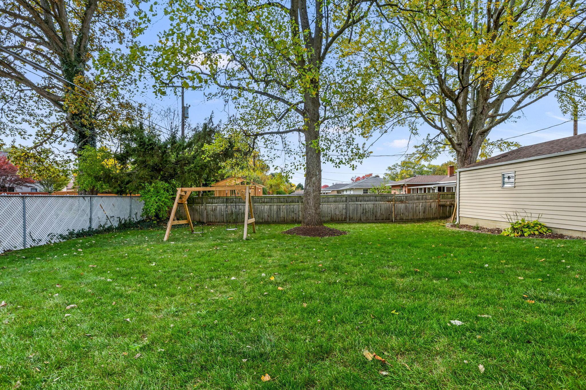 3833 Maize Road Columbus, OH 43224 - Photo 59 of 62 62-web-or-mls-939A9568